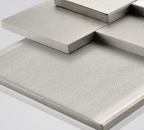 Tôle Laminée à Chaud